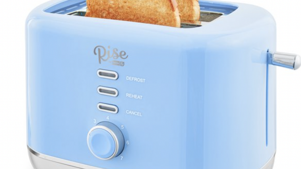 https://www.etonline.com/sites/default/files/styles/1280x720/public/images/2022-01/Rise%20By%20Dash%202-Slice%20Toaster.png?h=0ded3544