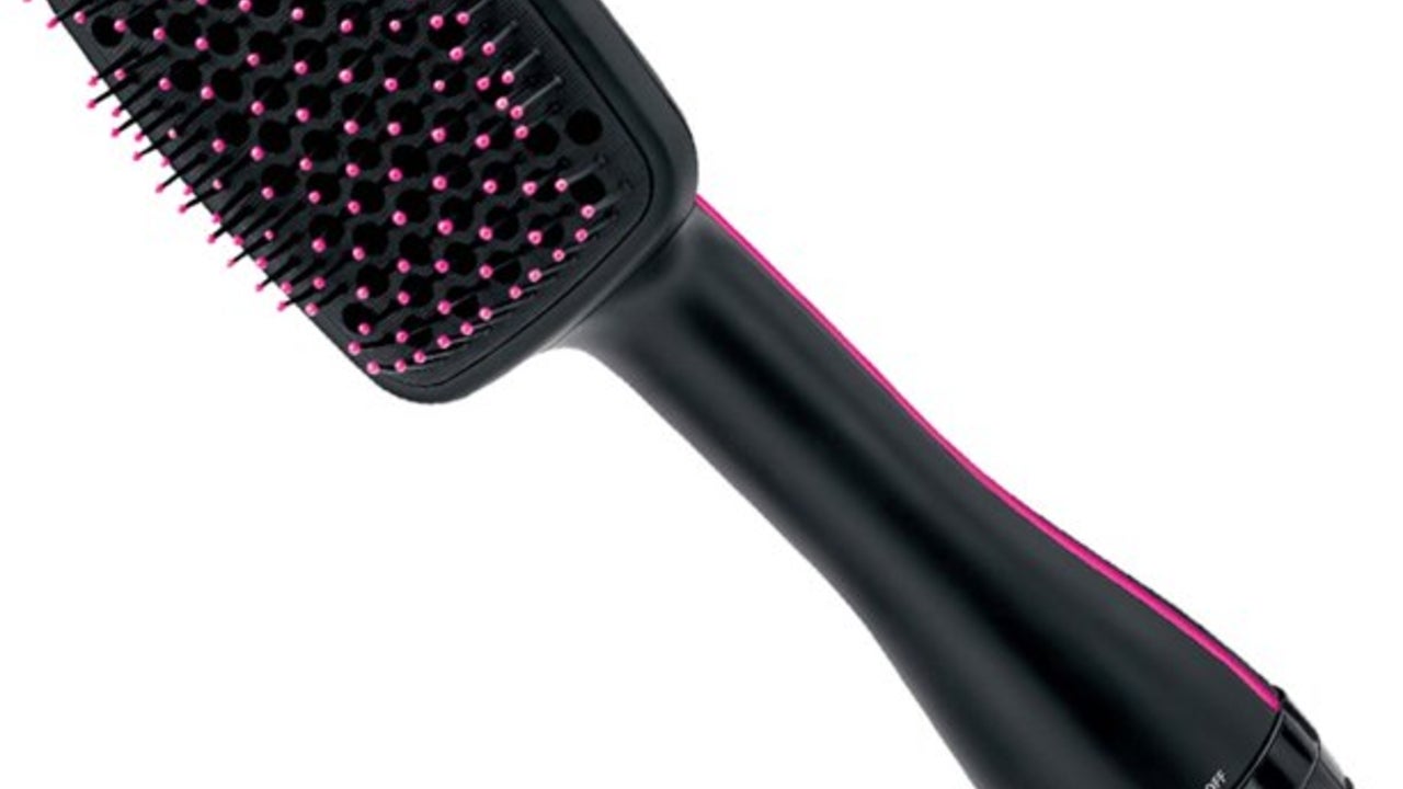 Revlon One-Step Hair Dryer Sale 2022:  Holiday Beauty Haul Deals –  StyleCaster