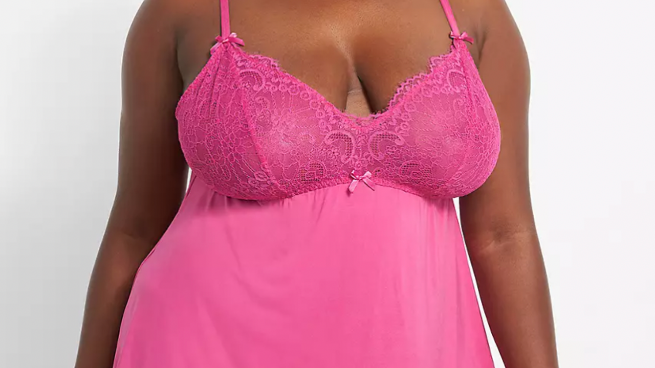 Cacique Black and Pink Lingerie Top Size 2X - $26 - From Tiera