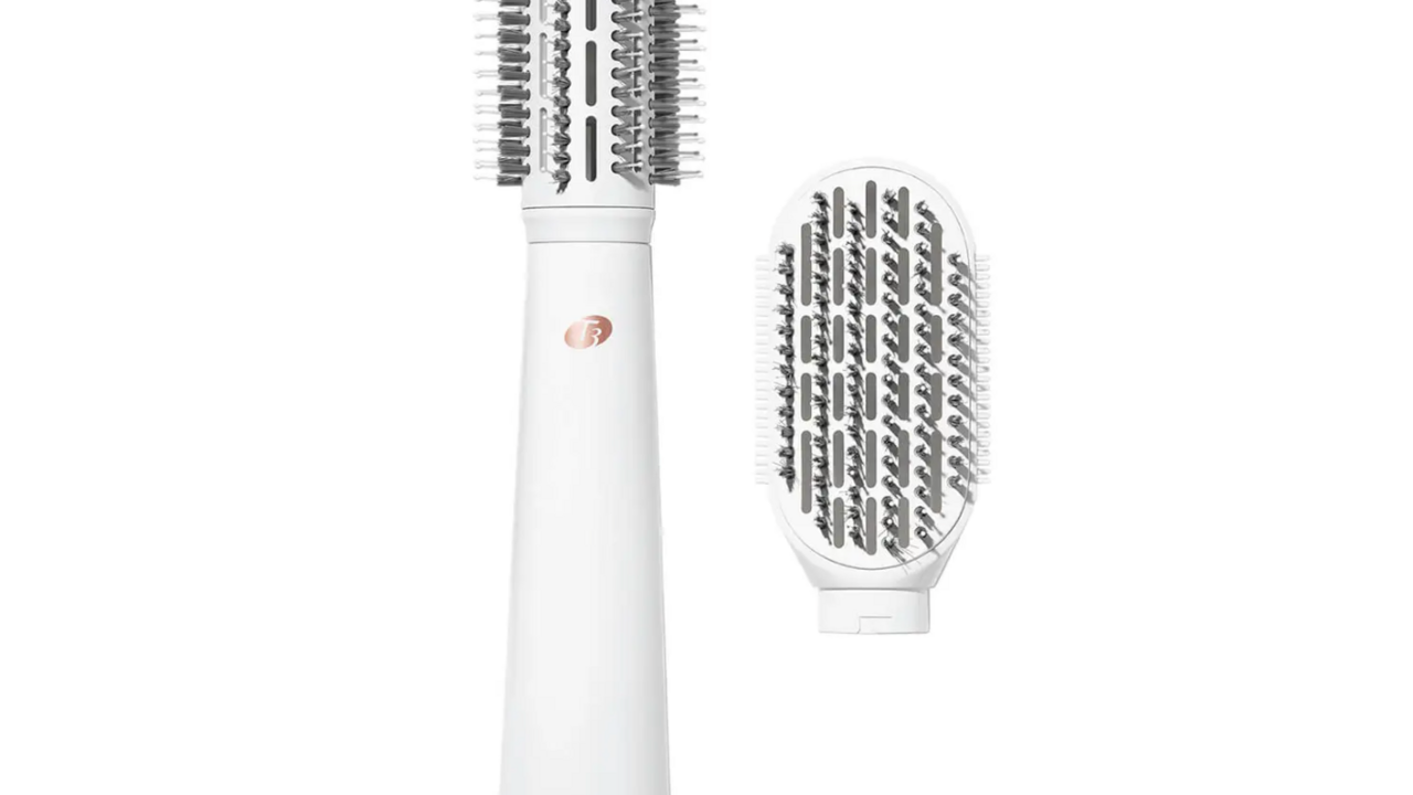 Dyson Airwrap How-To!, hairbrush, oil, The viral Dyson Airwrap is BACK at  the Q, and it's ~re-engineered~!🤩😆  WHAT YOU  GET! ✨Dyson Airwrap Styler ✨three, By QVC