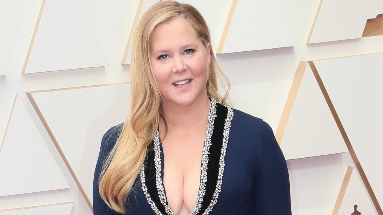 Amy Schumer Wears Her 'Nicest Dress' to Receive Her COVID-19 Vaccine: Watch
