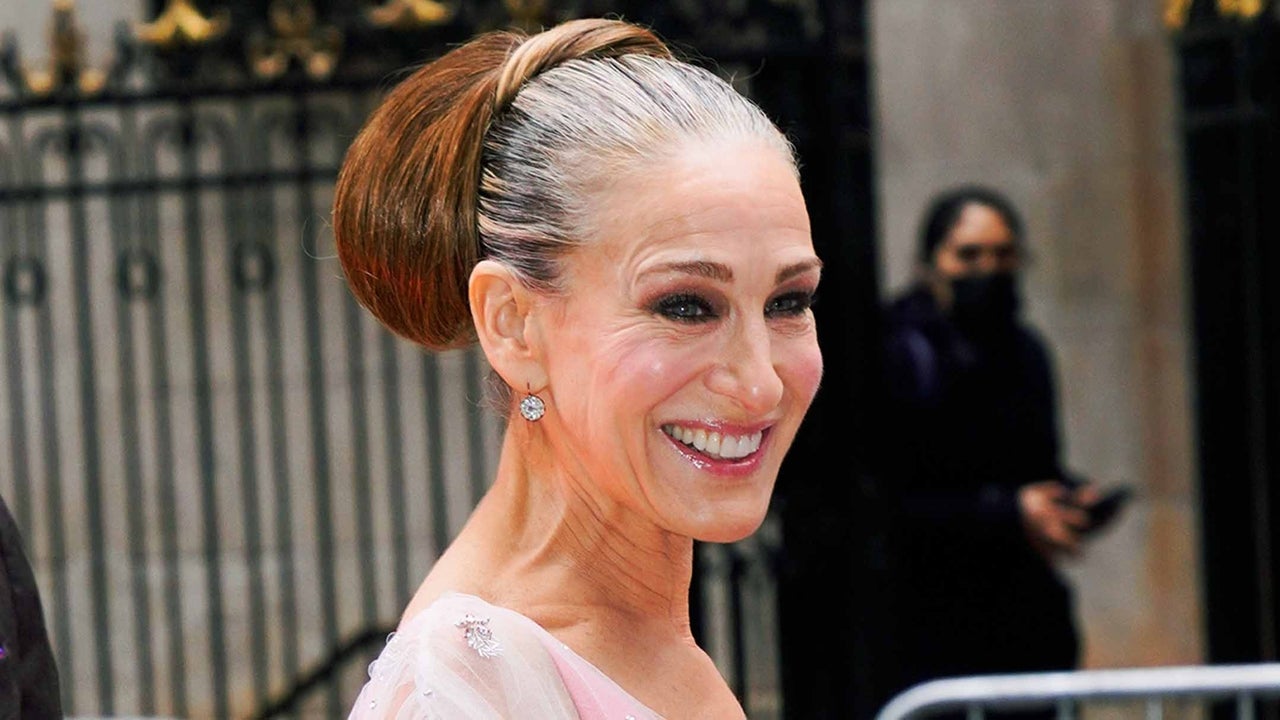 Sarah Jessica Parker Asks Fans To Stop Calling Her Gray Hair Brave   GettyImages 1388249784 