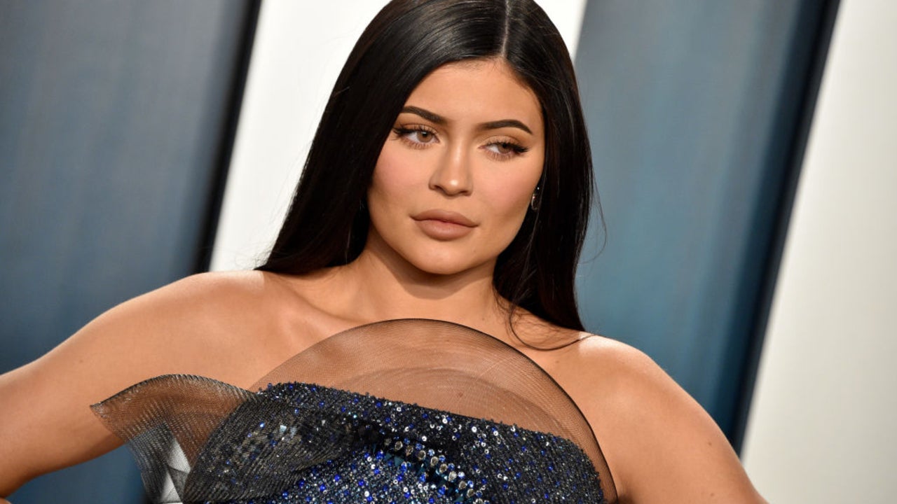 Kylie Jenner On Accusation Kylie Cosmetics Bypasses Sanitary Protocols Shame On You 