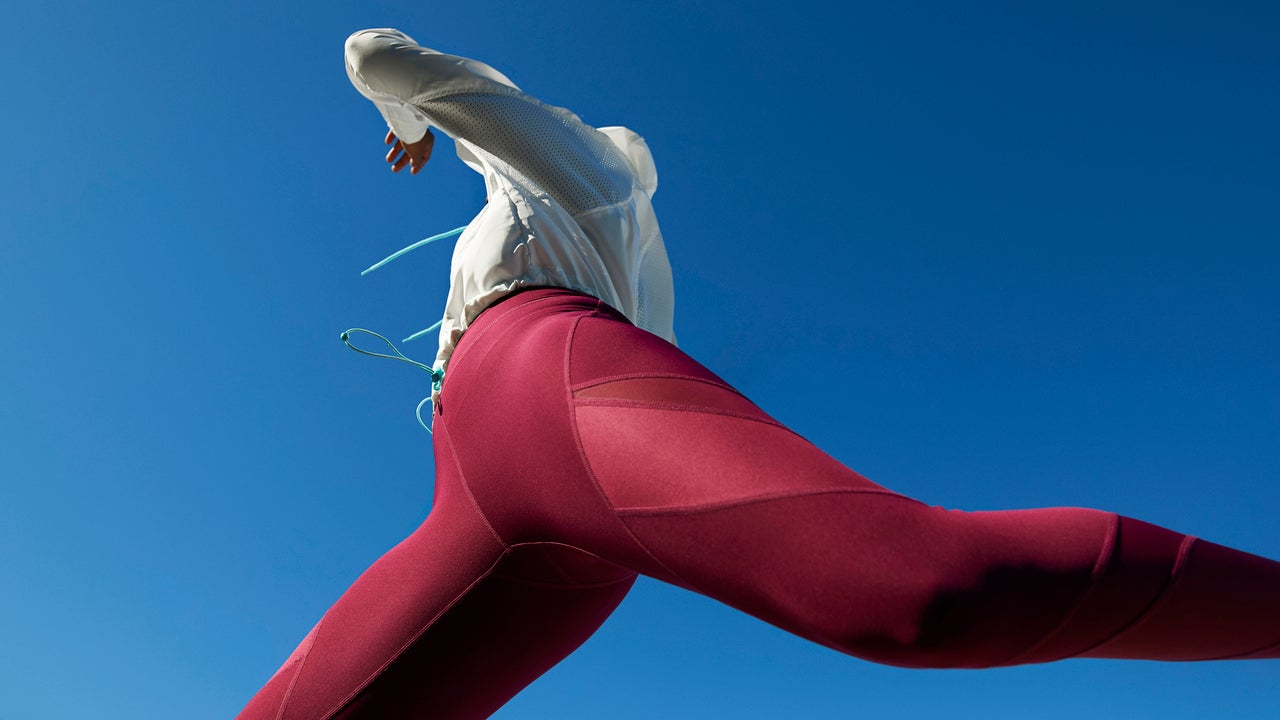 Jennifer Lopez's Beyond Yoga Leggings Are On Sale at