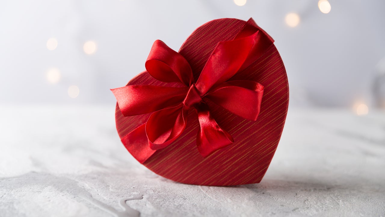 Pink Heart Shape Straw High-Res Stock Photo - Getty Images