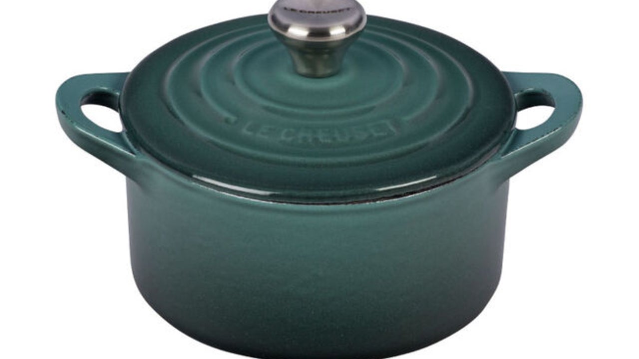 Le Creuset South Africa - Save up to 25% on selected colours during the Le  Creuset January Sale! Visit us in store or online to shop your favourites  in Cool Mint, Ultra