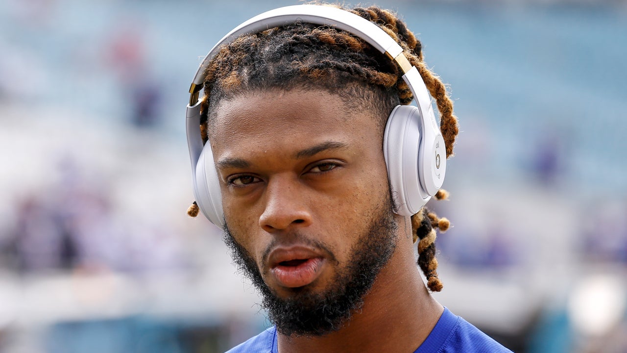 Damar Hamlin, Upon Waking Up for First Time Since Incident, Asked Who Won  Bills-Bengals Game - Sports Illustrated