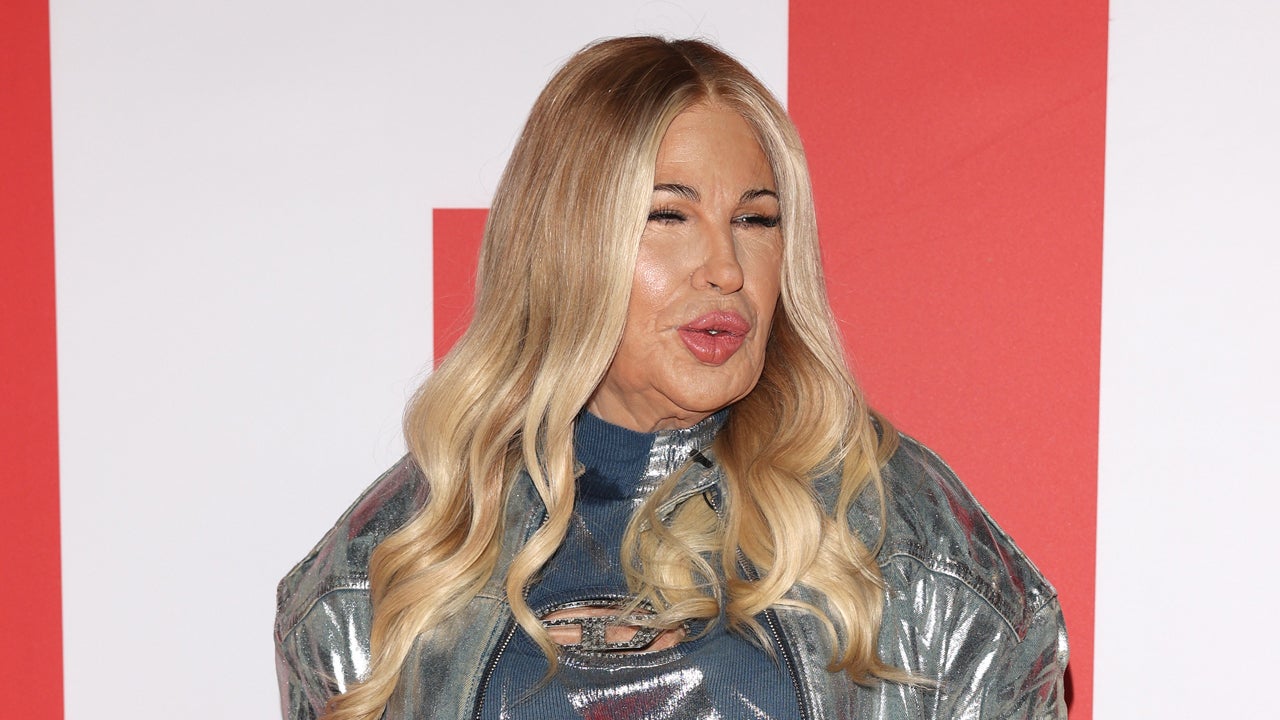 Alexis Stone s Transformation Into Jennifer Coolidge at Fashion