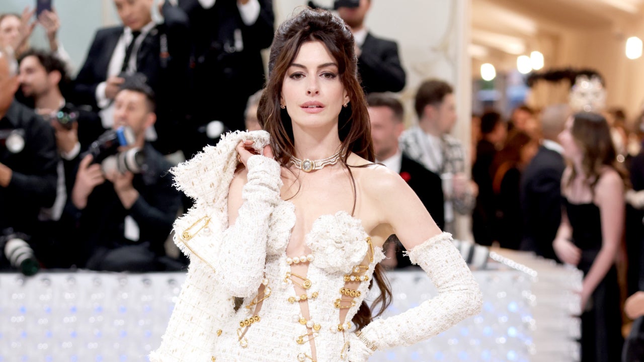 anne hathaway met gala 2023