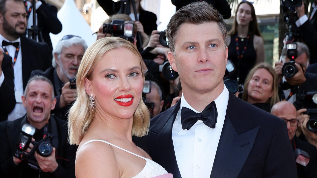 Why Colin Jost Had To Hilariously Roast Wife Scarlett Johansson On Snl Entertainment Tonight