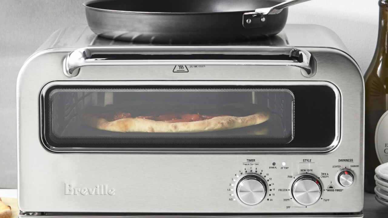 WIRED Brand Lab Cuisinart's New 700°F Pizza Oven Can Live on Your