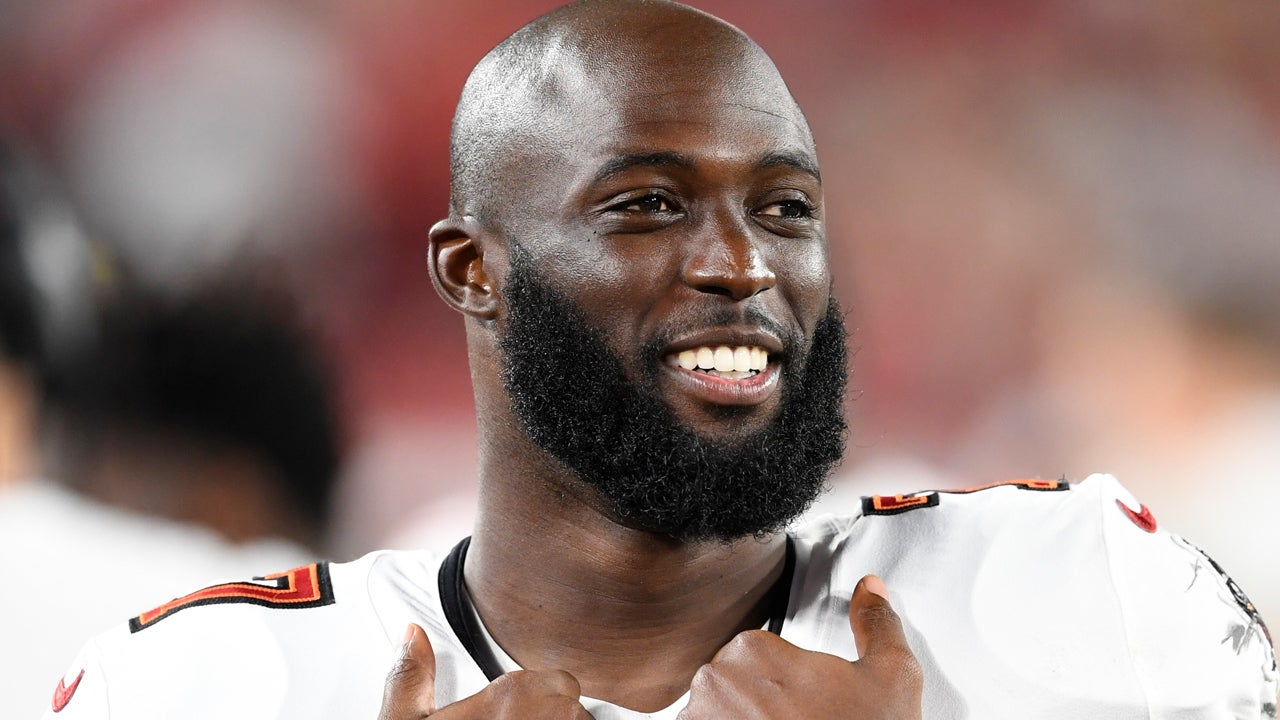 Former Tampa Bay Buccaneers Player Leonard Fournette Survives Car Catching  on Fire