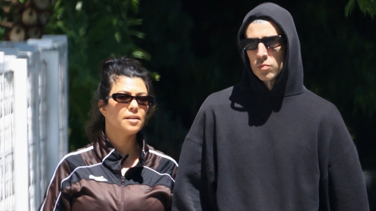 Kourtney Kardashian reveals 'urgent fetal surgery' for baby boy she's  expecting with Travis Barker - ABC7 New York