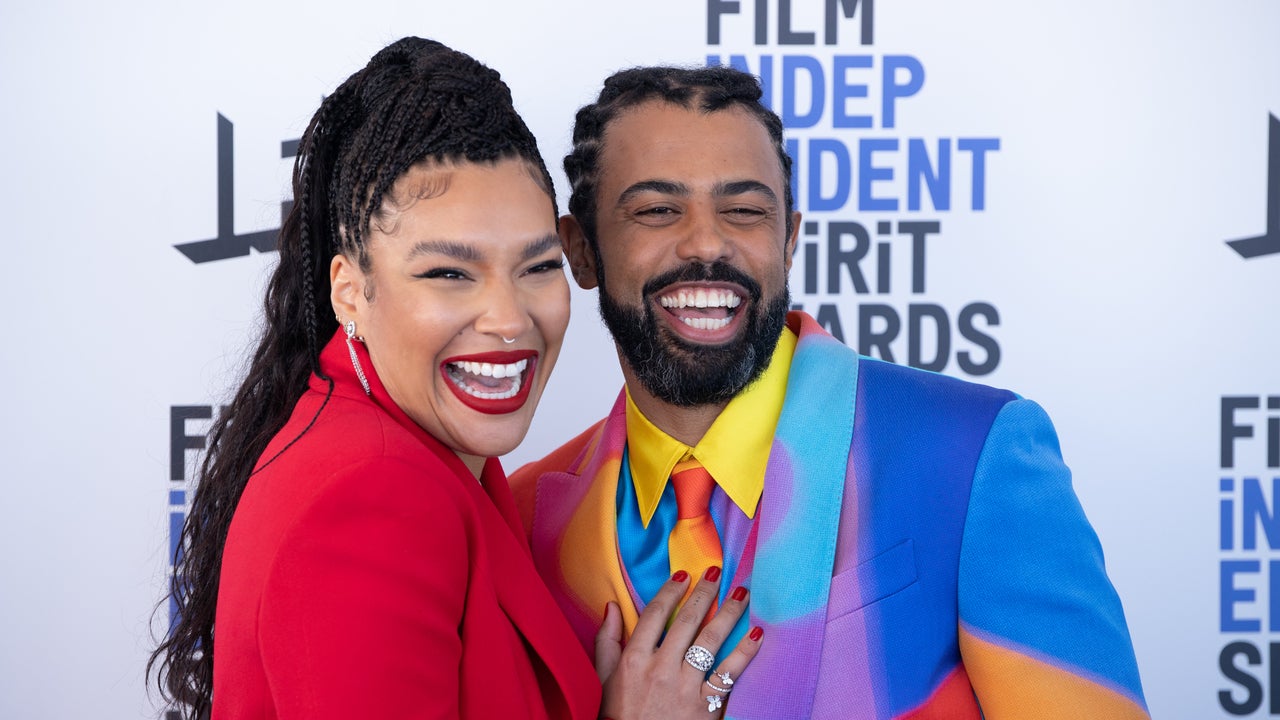 'Hamilton' Stars Daveed Diggs And Emmy Raver-Lampman Expecting First ...