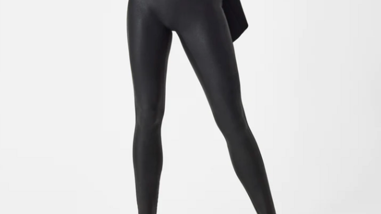 we are LOVING the @spanx NEW Faux Leather Fleece-Lined Leggings