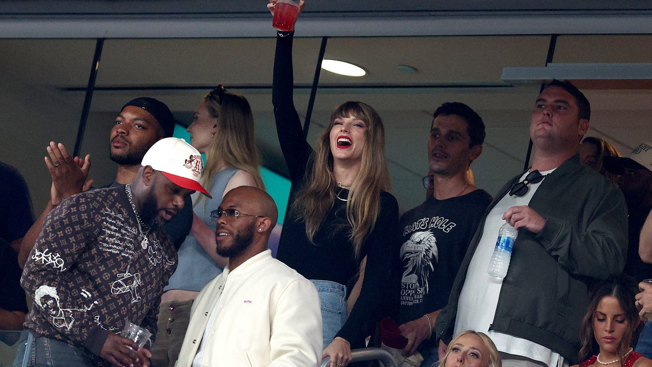 Travis Kelce Says NFL Is 'Overdoing It' on Taylor Swift Coverage After  Star-Studded Sunday Night Football Game