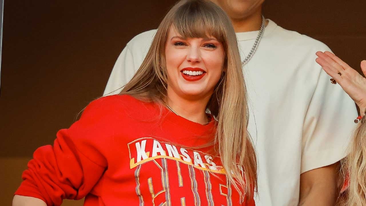 Taylor Swift Missed Travis Kelce's Chiefs Vs. Eagles Game On Monday Due ...