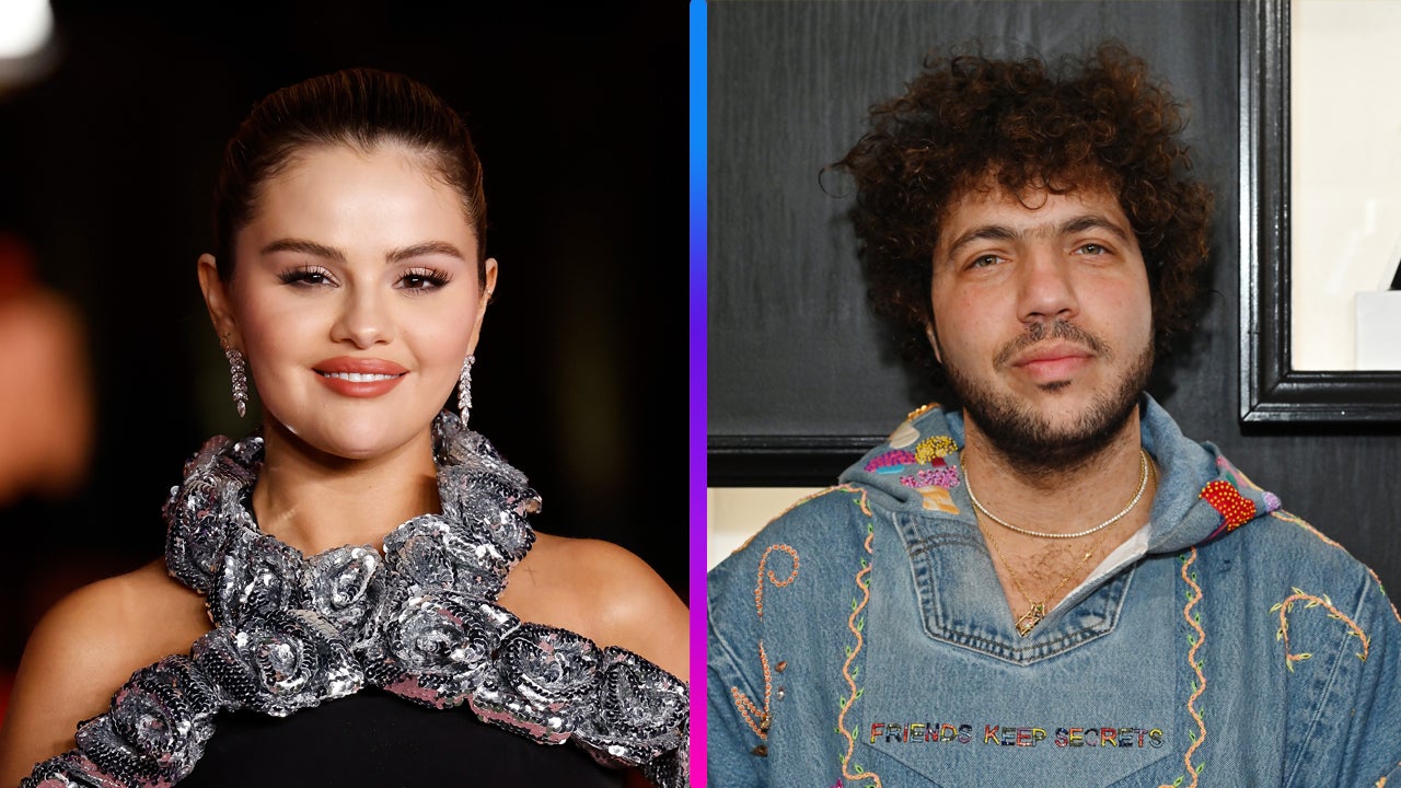 Selena Gomez And Benny Blanco Cozy Up In Artsy New Pic | Entertainment ...