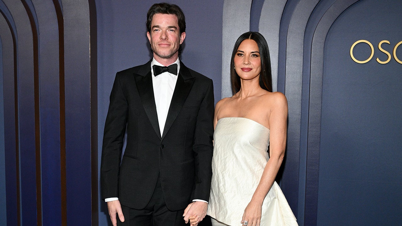 John Mulaney And Olivia Munn Make Red Carpet Debut At 2024 Governors   John Mulaney Olivia Munn GettyImages 1913167162 0 