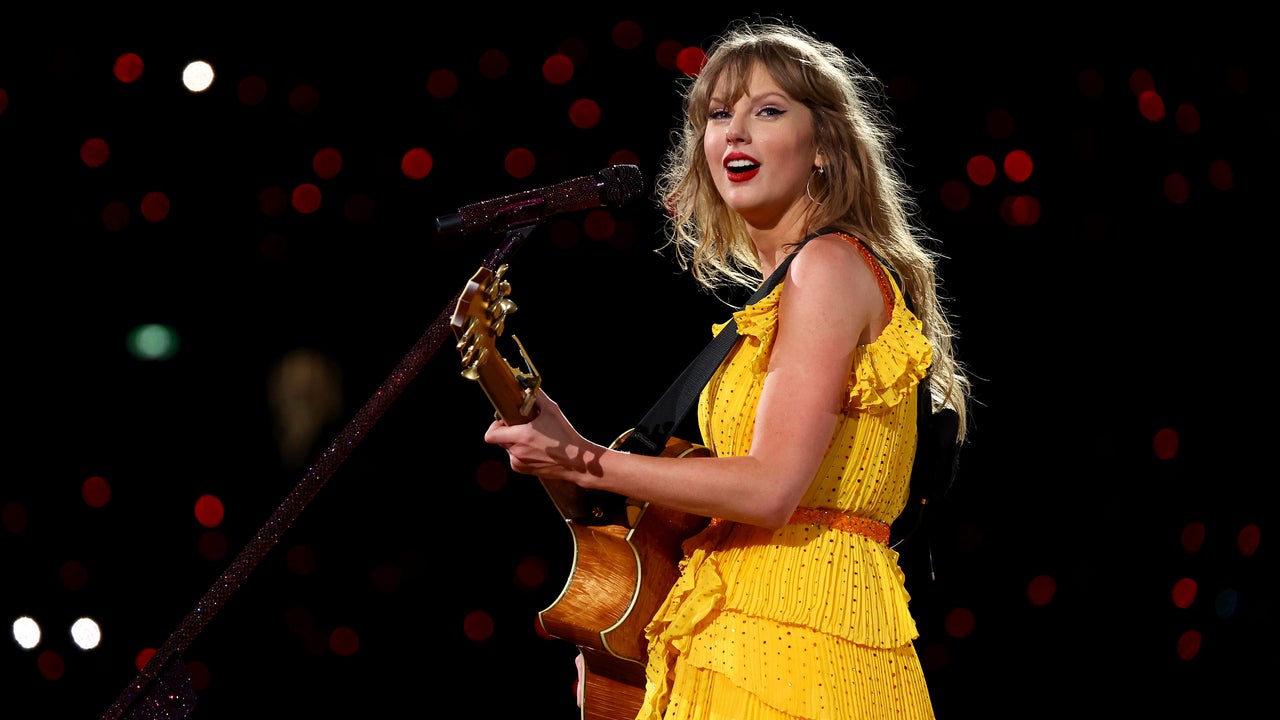 Taylor Swift Reveals New 'Tortured Poets Department' Album Cover And ...