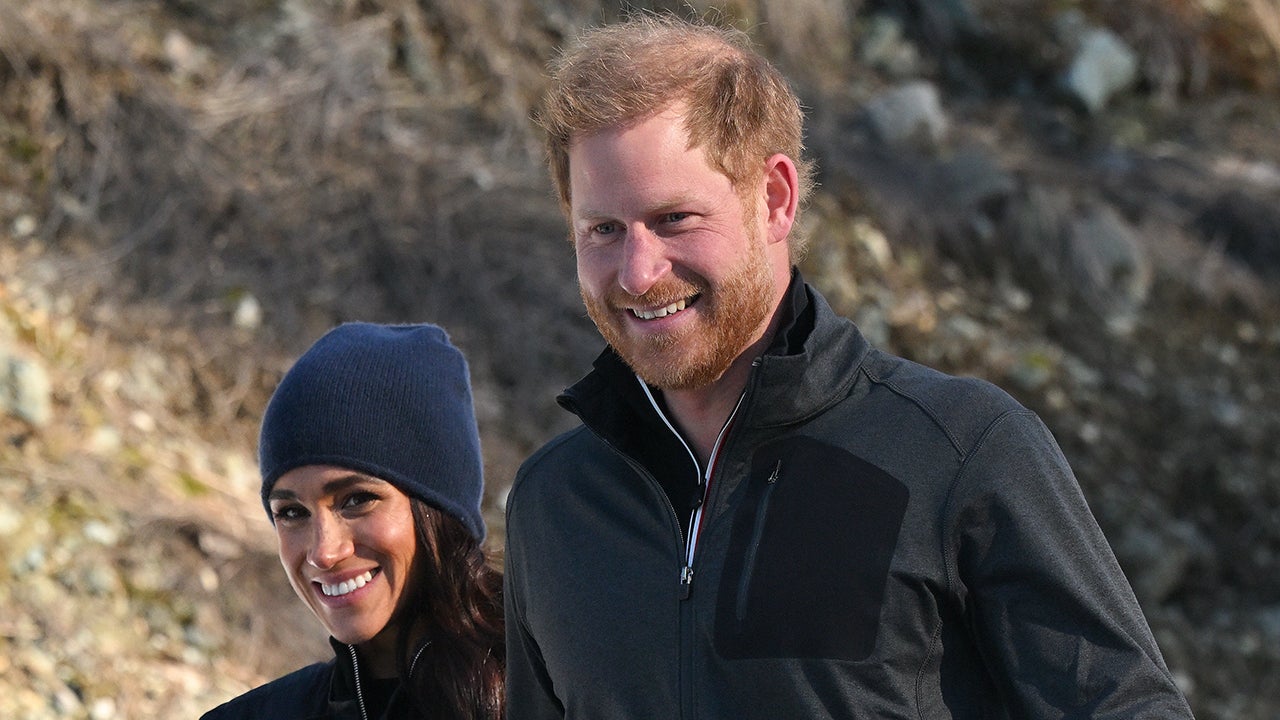 Prince Harry Goes Skeleton Sledding In Canada As Meghan Markle ...