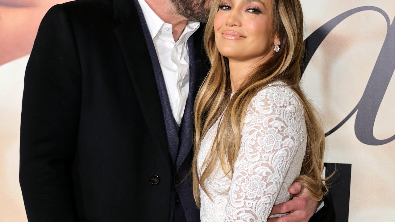 Image for article Jennifer Lopez and Ben Affleck Taking a Second to Figure Things Out Amid Tension in Marriage Source  Entertainment Tonight