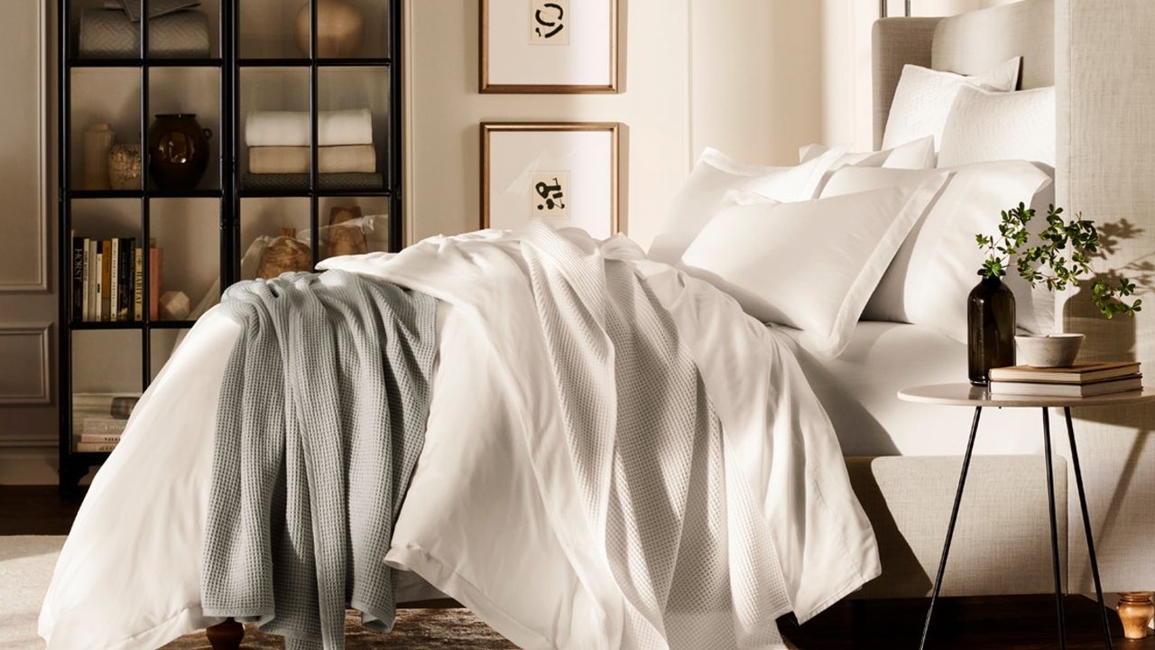 Save an Extra 20% on Luxury Bedding During the Boll & Branch Memorial Day Sale