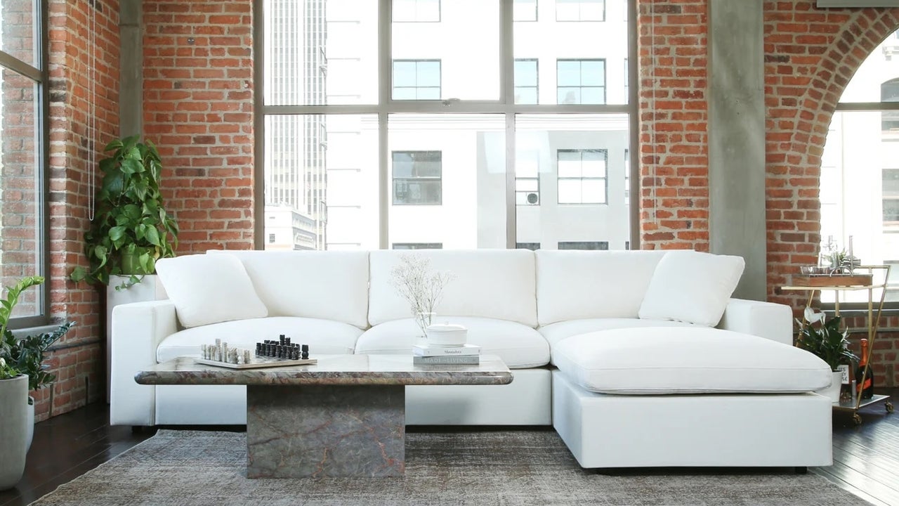 7th Avenue Modular Chaise Sectional 