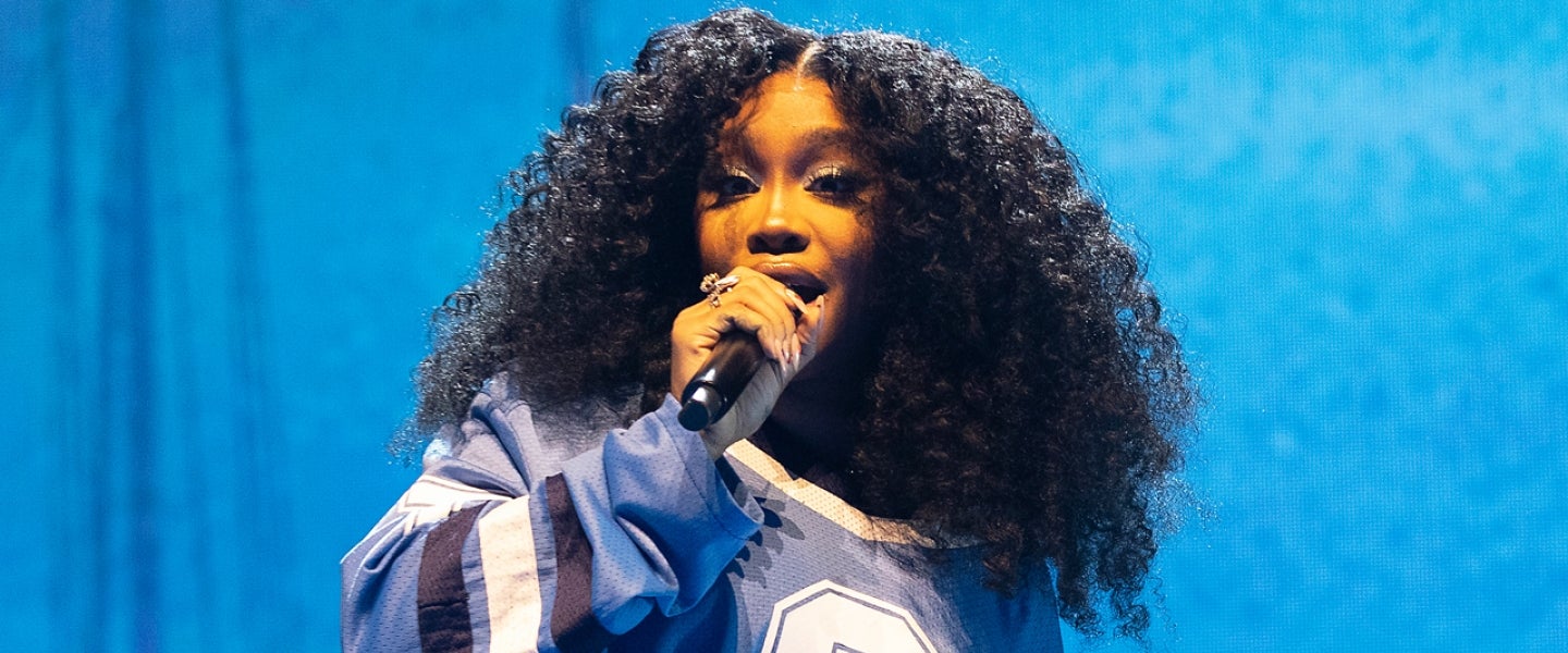 SZA - Exclusive Interviews, Pictures & More | Entertainment Tonight