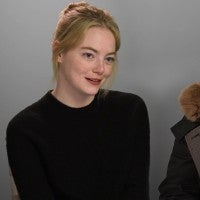 Emma Stone and Olivia Colman