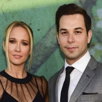 Anna Camp and Skylar Astin