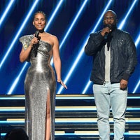 GRAMMYs 2020: Alicia Keys Opens Show With Kobe Bryant Tribute With Boyz II Men