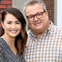 Eric Stonestreet & Lindsay Schweitzer