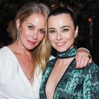 Linda Cardellini, Christina Applegate