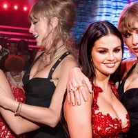 Selena Gomez Pokes Fun at Herself Over Viral VMA Moment