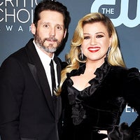 Kelly Clarkson’s Ex-Husband Ordered to Pay $2 Million After Overcharging Her as Manager