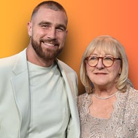 Travis Kelce, Donna Kelce 