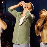 Glen Powell and ‘Twisters’ Cast Shotgun Beers With Luke Combs as Movie Hits No. 1