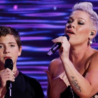 Watch Pink and Daughter Willow's Powerful DNC Performance