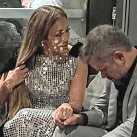 Matt Damon Seemingly Consoles Jennifer Lopez Amid Ben Affleck Divorce