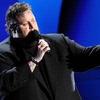 Emmys: Watch Jelly Roll's Heartfelt In-Memoriam Performance