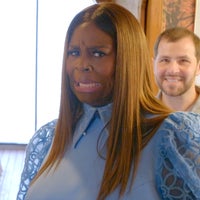 ‘Scariest House in America’: Retta Searches for the Spookiest Home in New Halloween Series