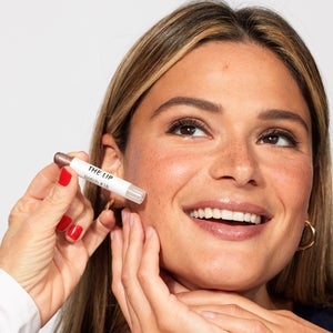 New Jones Road Beauty Miracle Balm