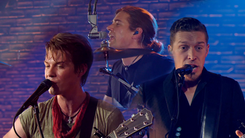 Watch Hanson's Joyful 'I Was Born' Live Performance (Exclusive)