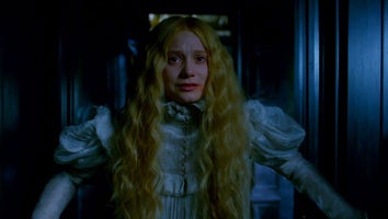 Watch Jessica Chastain and Mia Wasikowska in Haunting 'Crimson Peak' Trailer