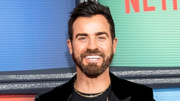 Justin Theroux Jokes About a 'New Couple Alert' After Posing With Ruth Bader Ginsburg