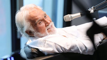 Kenny Rogers Hospitalized for Dehydration