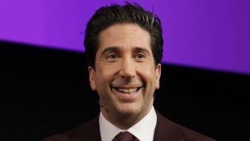 David Schwimmer Shares Behind-the-Scenes Photos From the 'Friends' Reunion of the 'Cast Huddle' and More