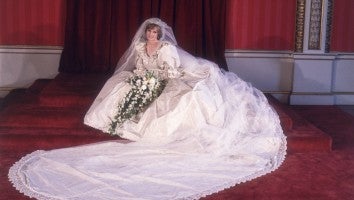 Princess Diana's 1981 Wedding Gown to Go on Display at Kensington Palace This Summer