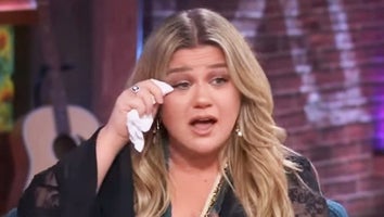 Kelly Clarkson Cries After Touching Message About Daughter's Learning Disability